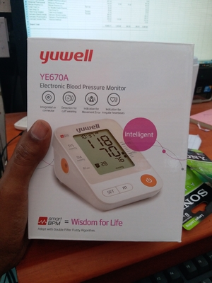 YUWELL Automatic digital blood pressure monitor for measure blood pressure and pulse