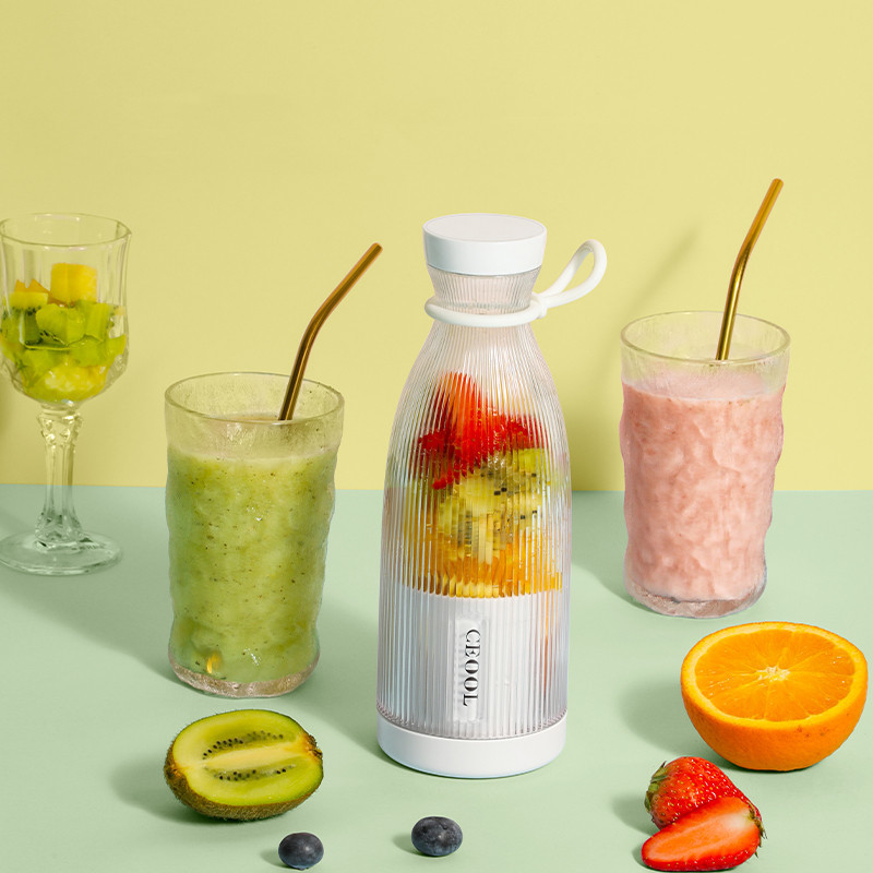 New Design Electric Mini Juicer Blender USB Rechargeable Wireless Smoothie Mixer Fast Portable Juicer Cup For Outdoor